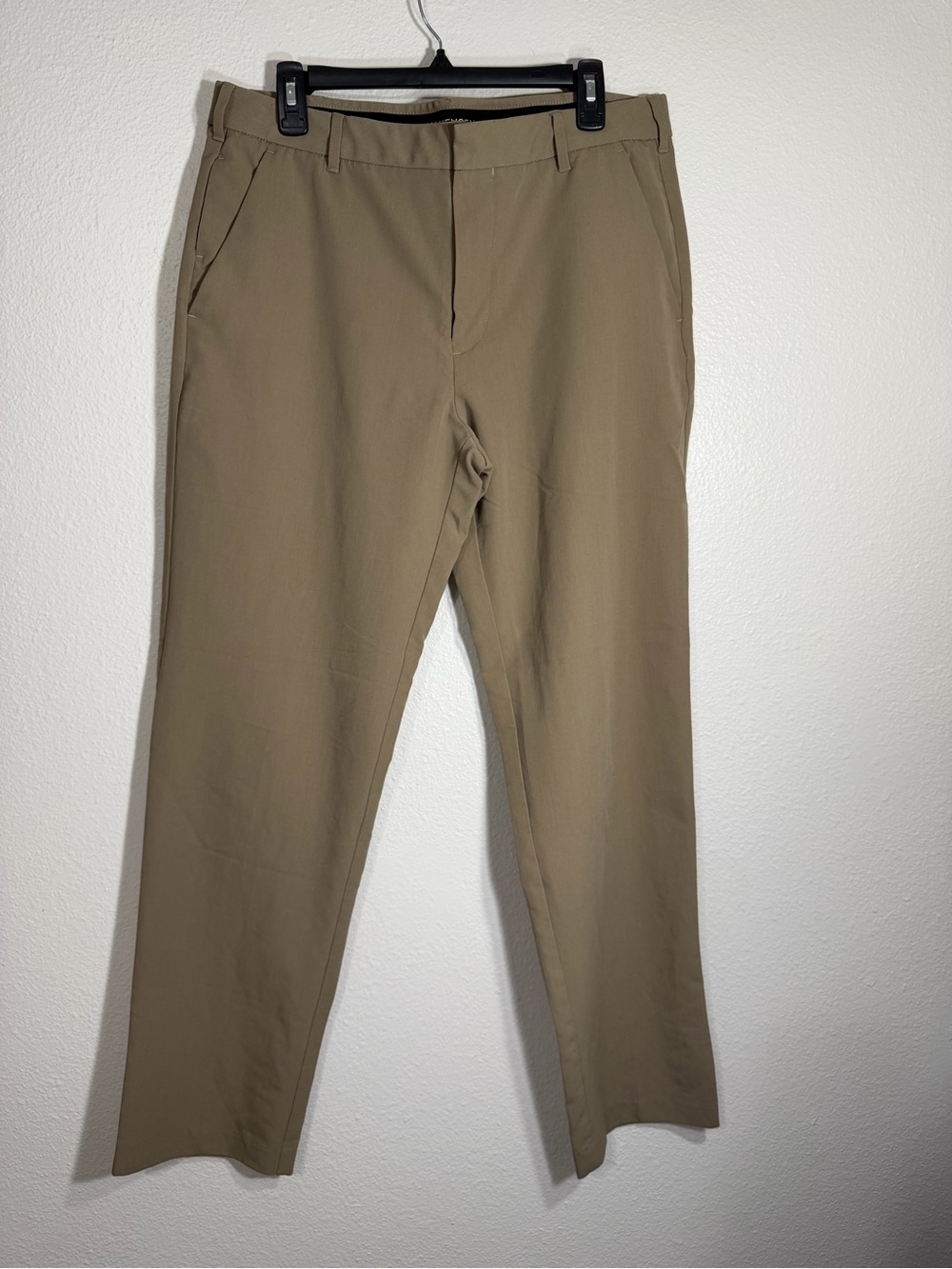 Van Heusen Men's Khaki Straight Fit Chinos Size 34/32